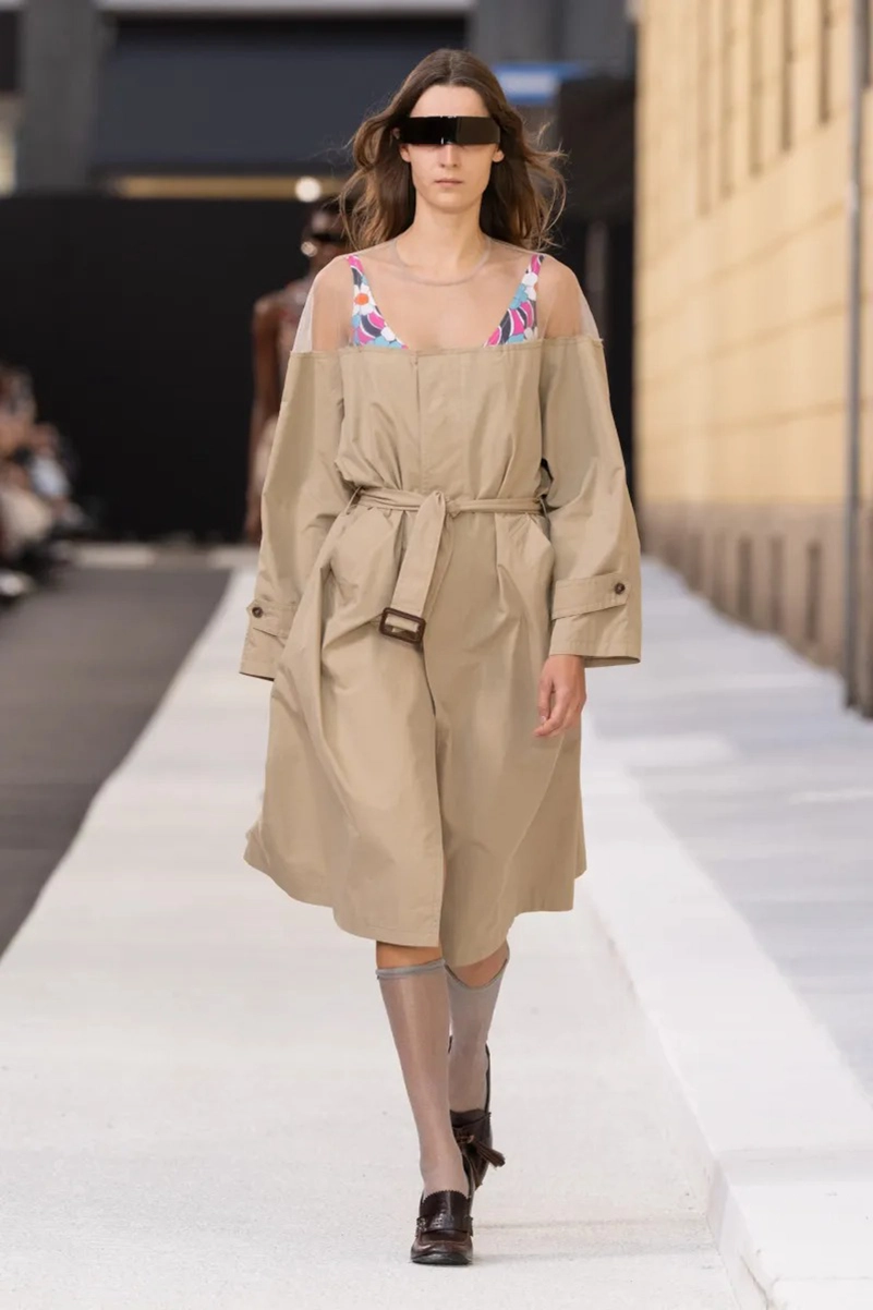 Mm6 Maison Margiela Spring 2026 Takes Urban Milan Into High Fashion