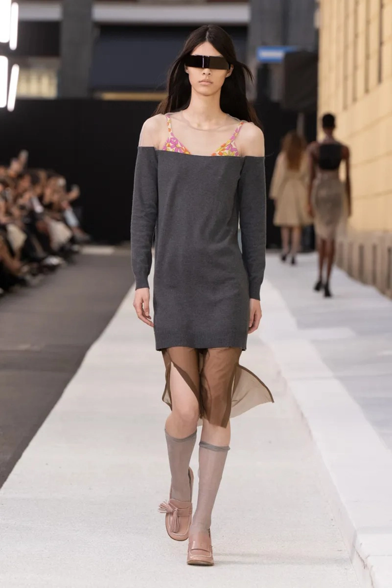 Mm6 Maison Margiela Spring 2026 Takes Urban Milan Into High Fashion