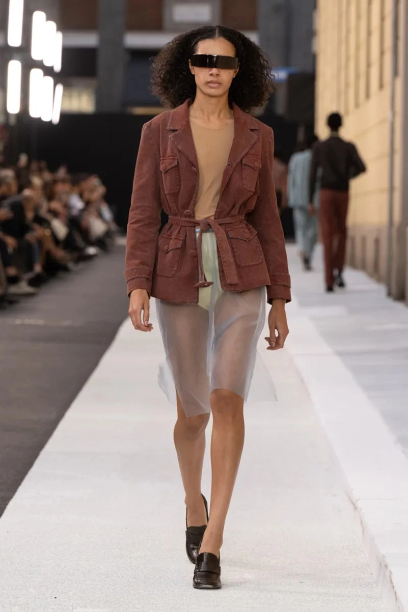 Mm6 Maison Margiela Spring 2026 Takes Urban Milan Into High Fashion