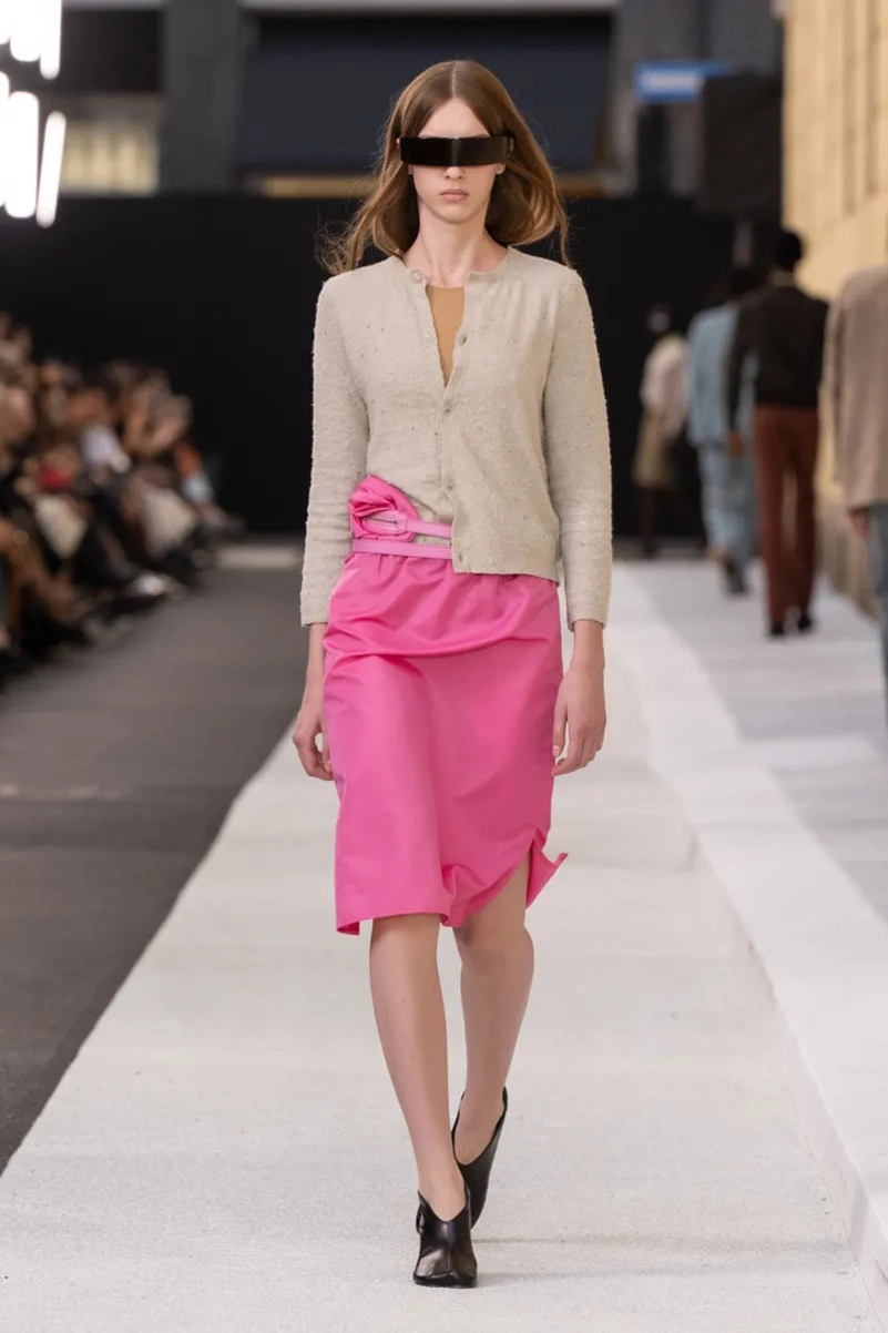 Mm6 Maison Margiela Spring 2026 Takes Urban Milan Into High Fashion