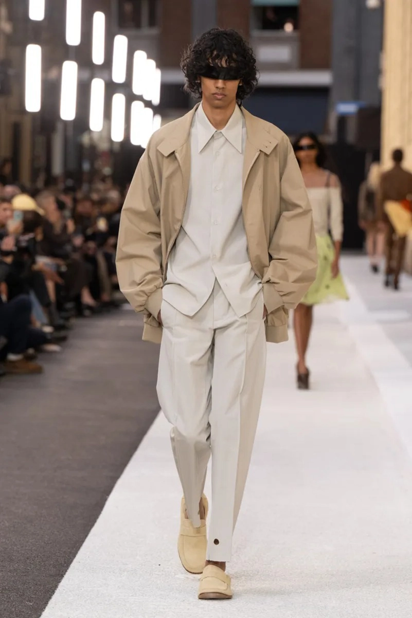Mm6 Maison Margiela Spring 2026 Takes Urban Milan Into High Fashion