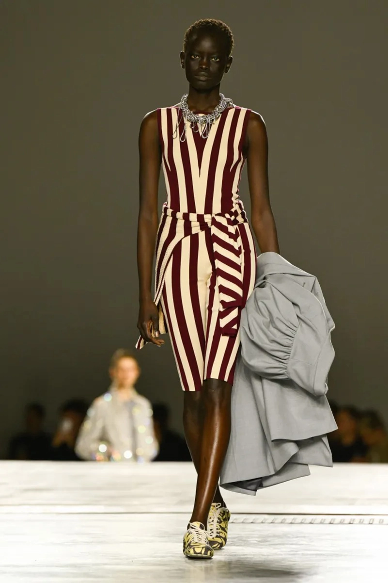 Dries Van Noten Spring 2026 Rides the Surf of Color and Light