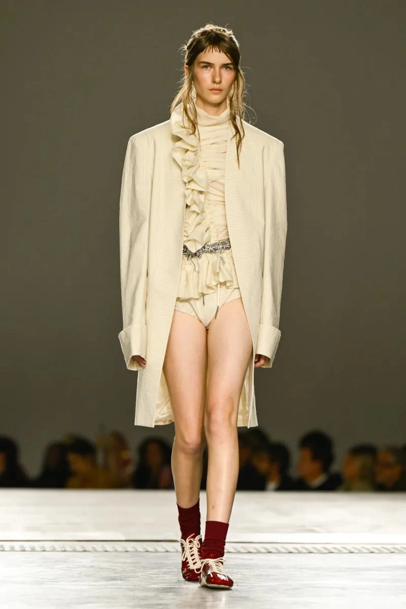 Dries Van Noten Spring 2026 Rides the Surf of Color and Light
