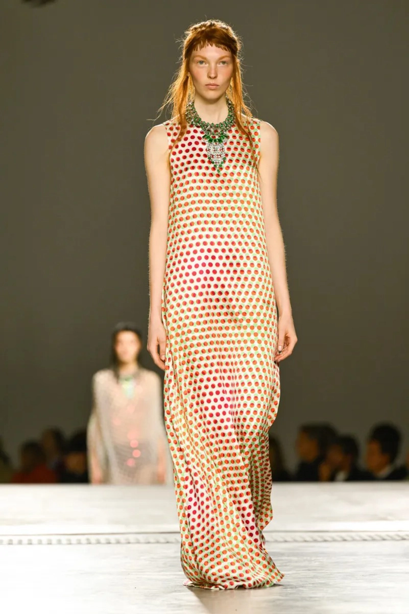 Dries Van Noten Spring 2026 Rides the Surf of Color and Light