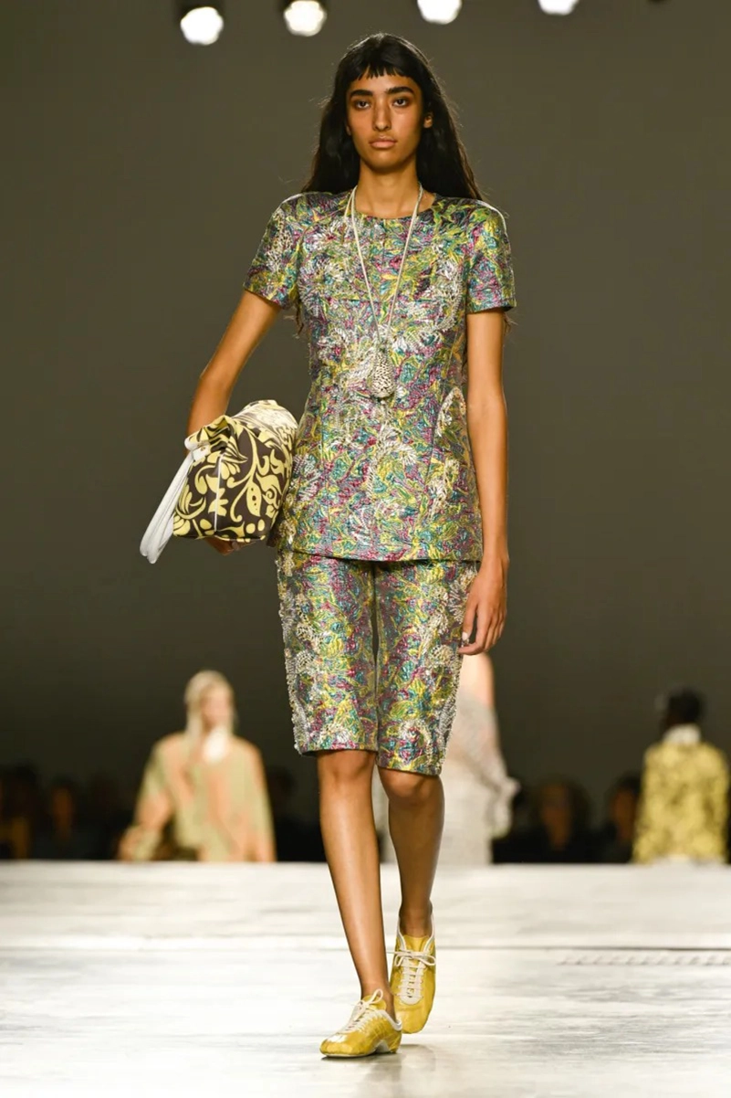 Dries Van Noten Spring 2026 Rides the Surf of Color and Light
