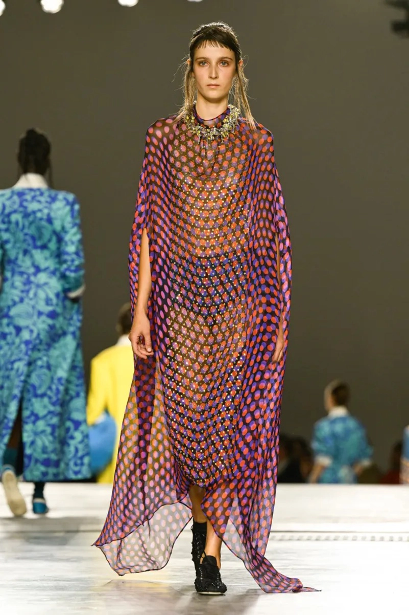 Dries Van Noten Spring 2026 Rides the Surf of Color and Light