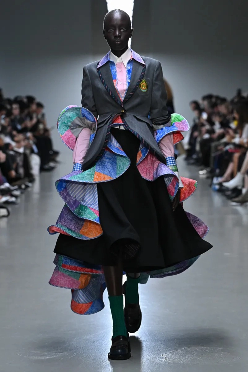 Anrealage Spring 2026 Turns Movement Into A Living Art Form