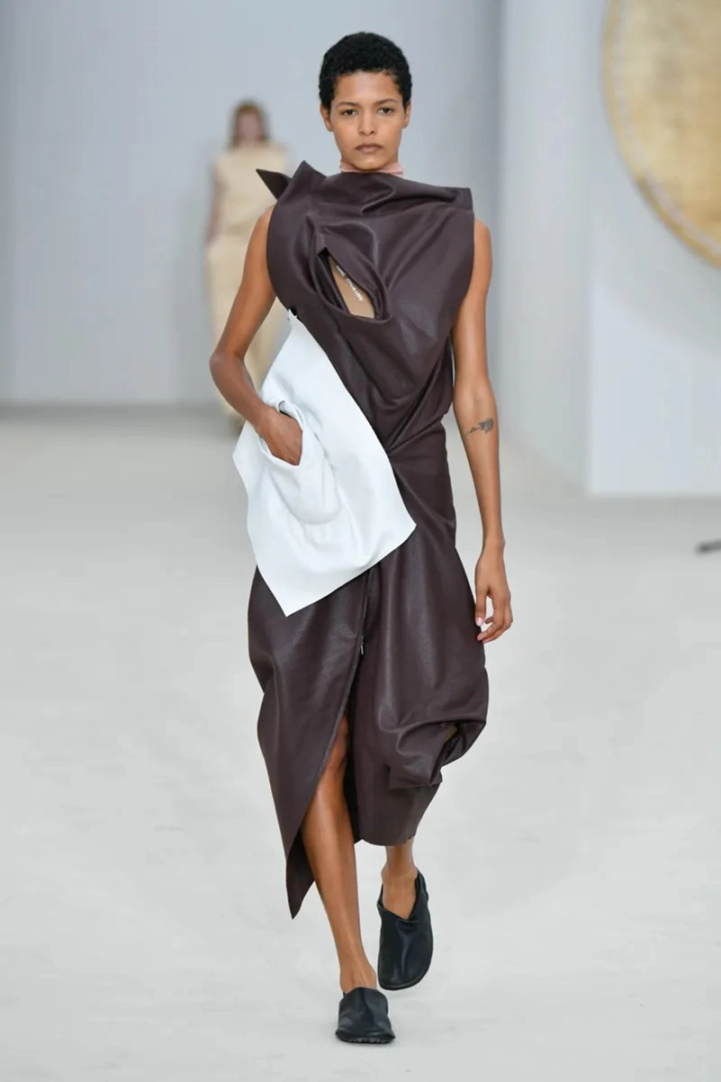 Issey Miyake Spring 2026 Breathes Spirit Into Modern Minimalism