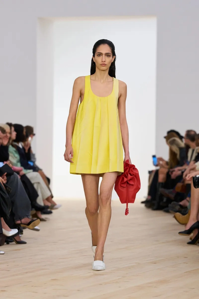 Loewe Spring 2026 Shapes the Future of Luxury With Bold Color