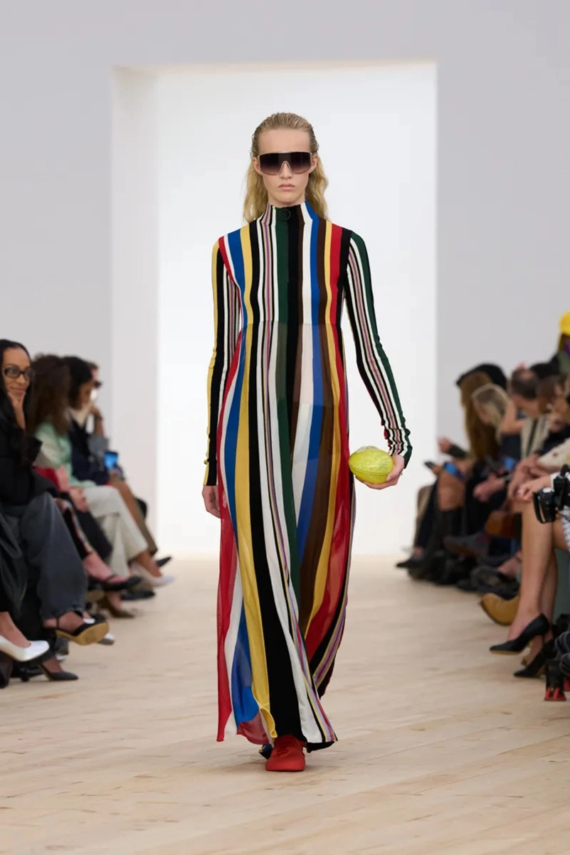 Loewe Spring 2026 Shapes the Future of Luxury With Bold Color