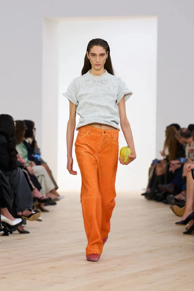 Loewe Spring 2026 Shapes the Future of Luxury With Bold Color