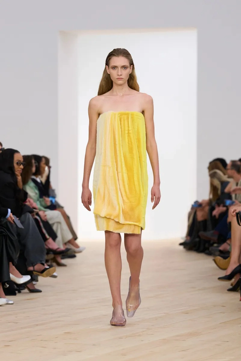 Loewe Spring 2026 Shapes the Future of Luxury With Bold Color