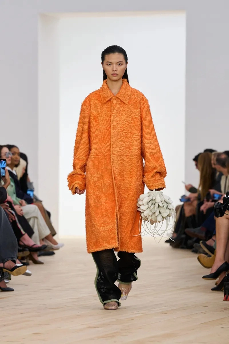 Loewe Spring 2026 Shapes the Future of Luxury With Bold Color