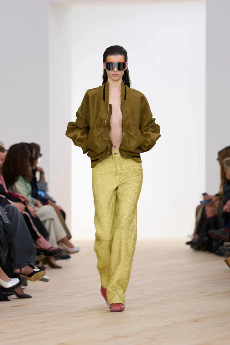 Loewe Spring 2026 Shapes the Future of Luxury With Bold Color
