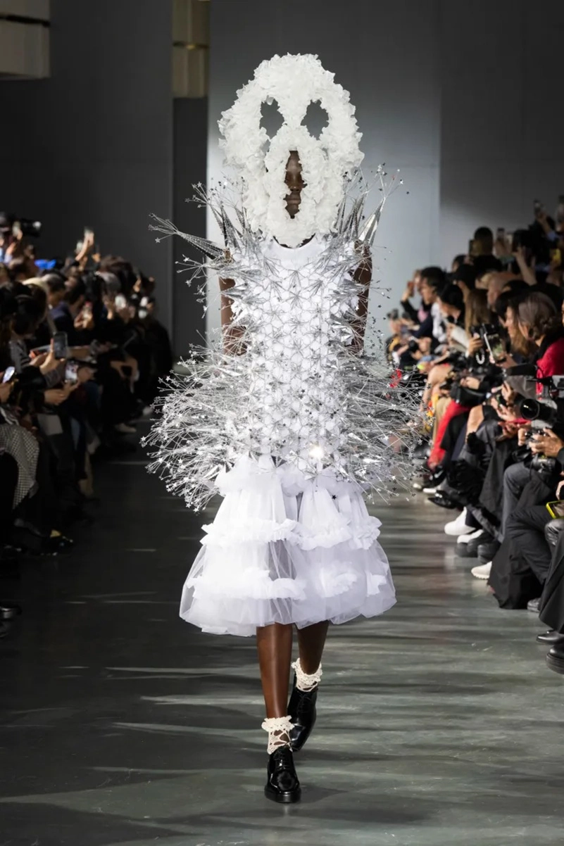 Noir Kei Ninomiya Spring 2026 Shapes Dreamlike Couture With
