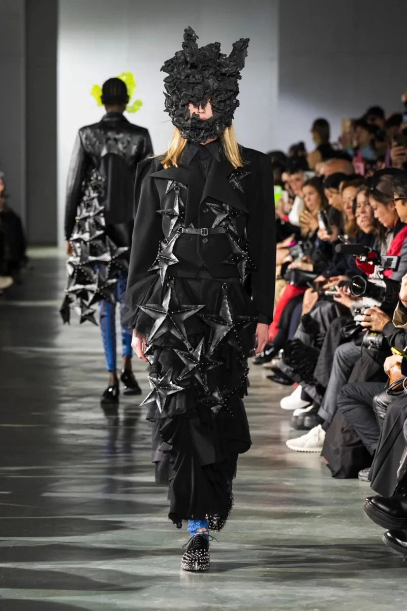 Noir Kei Ninomiya Spring 2026 Shapes Dreamlike Couture With Subversive Edge
