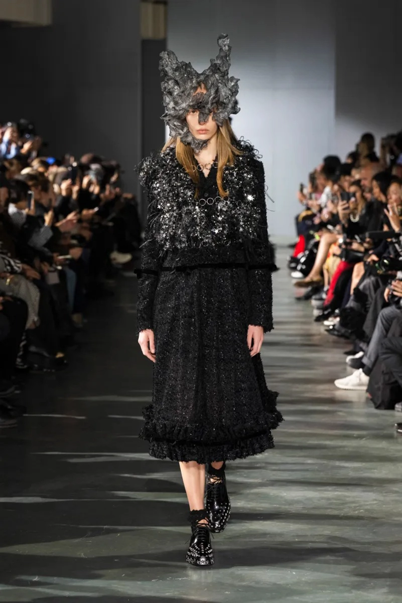 Noir Kei Ninomiya Spring 2026 Shapes Dreamlike Couture With Subversive Edge