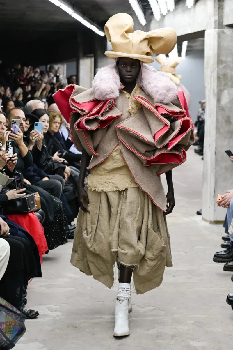 Rei Kawakubo Turns Imperfection Into Art For Comme Des Garçons Spring 2026