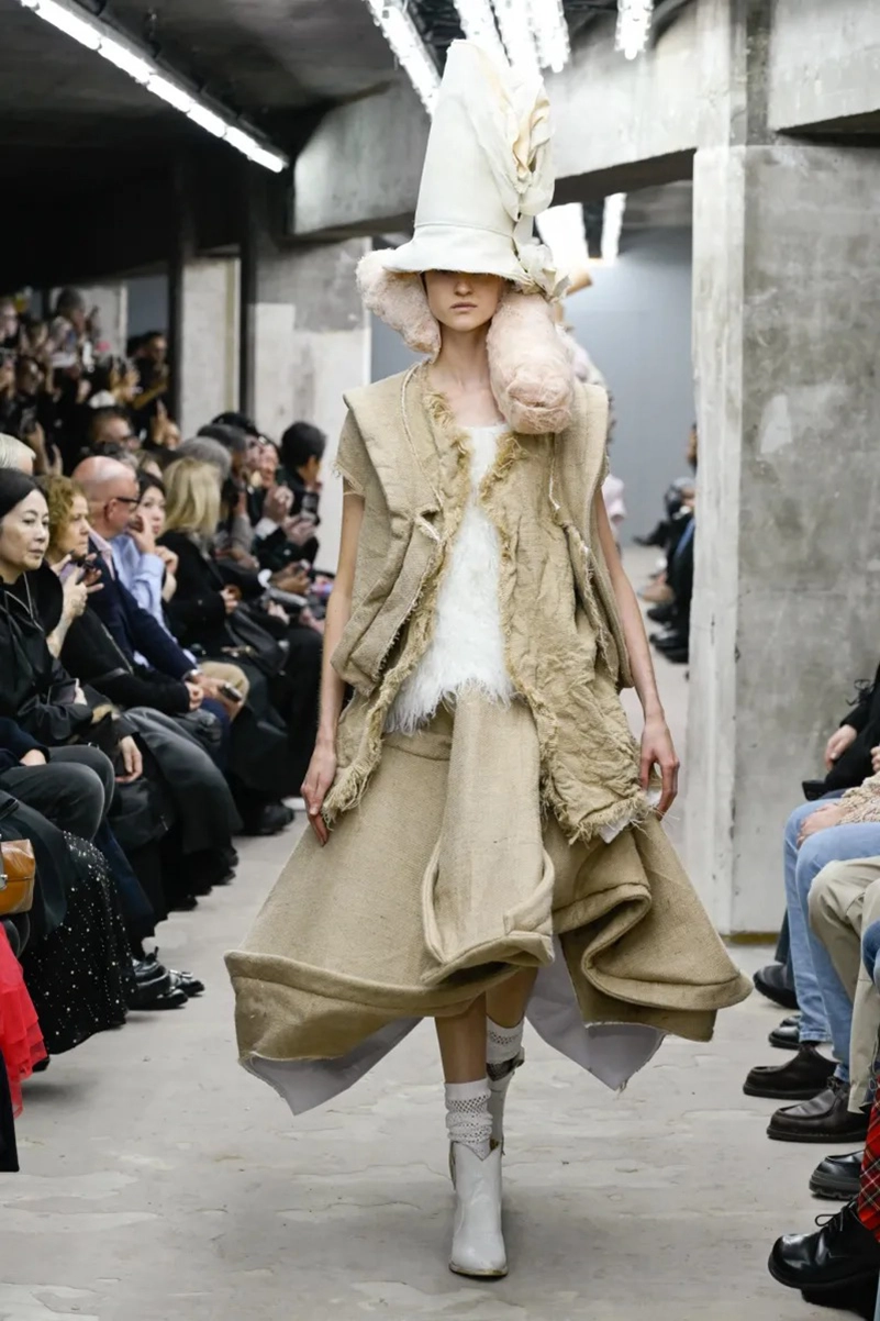 Rei Kawakubo Turns Imperfection Into Art For Comme Des Garçons Spring 2026