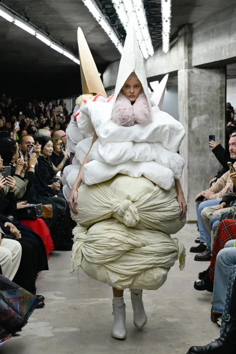Rei Kawakubo Turns Imperfection Into Art For Comme Des Garçons Spring 2026
