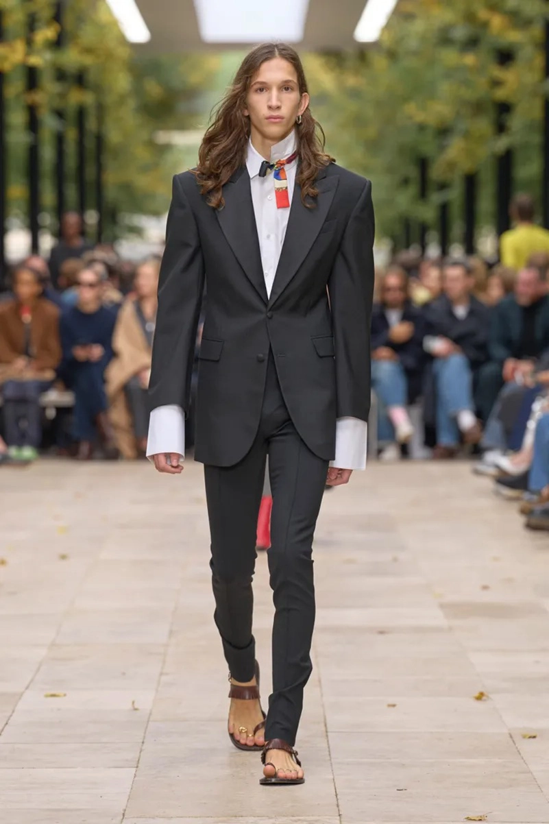 Celine Spring 2026 Reimagines Everyday Elegance With Ease