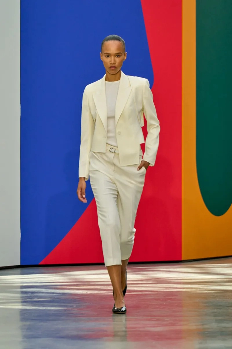 Akris Spring 2026 Blurs Art And Elegance In Living Color
