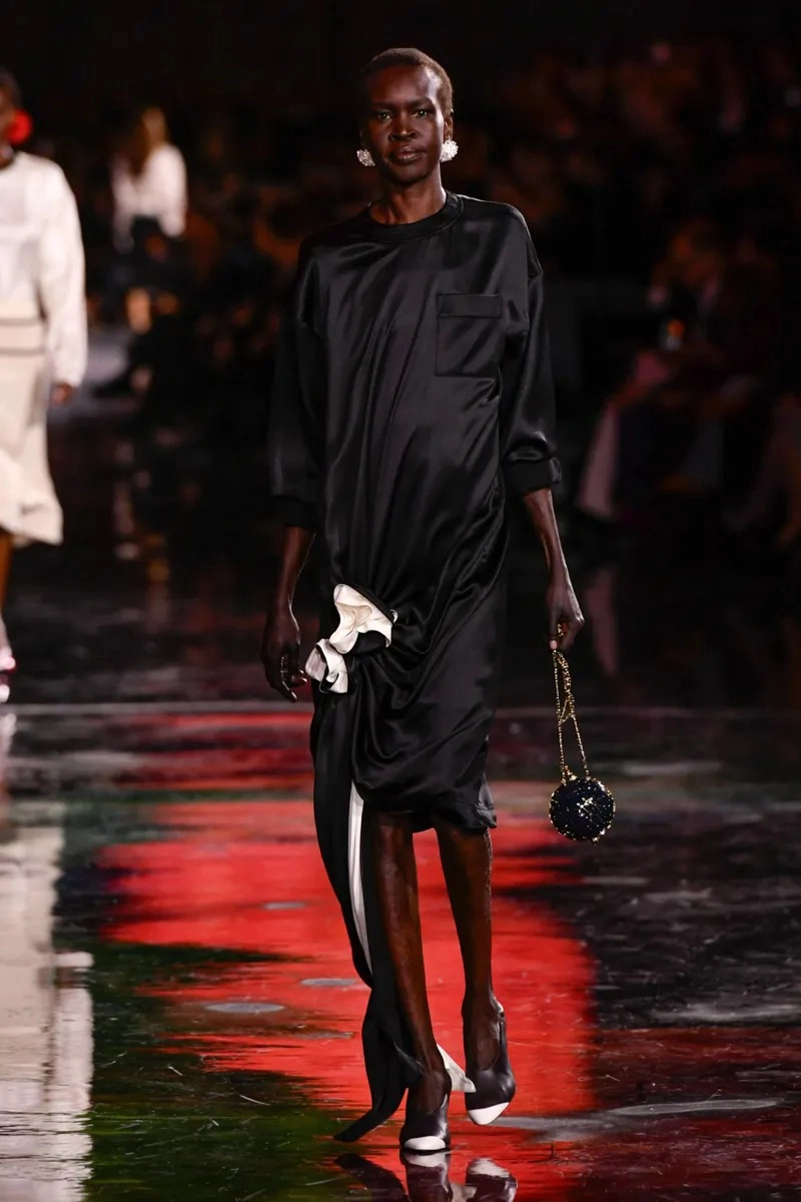 Chanel Spring 2026 Blends Tradition With A Fresh Cosmic Mood