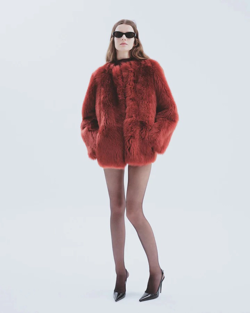 Fall 2025 By Zeynep Arçay Moves From Tailoring To Night With Ease