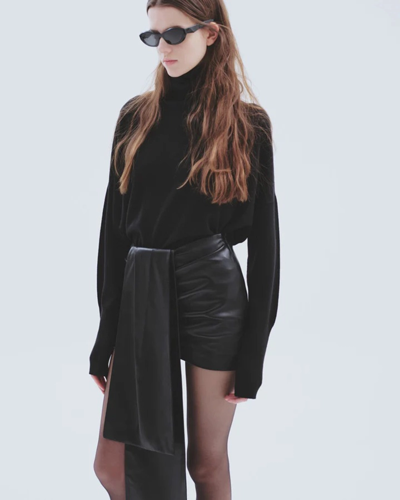 Fall 2025 By Zeynep Arçay Moves From Tailoring To Night With Ease