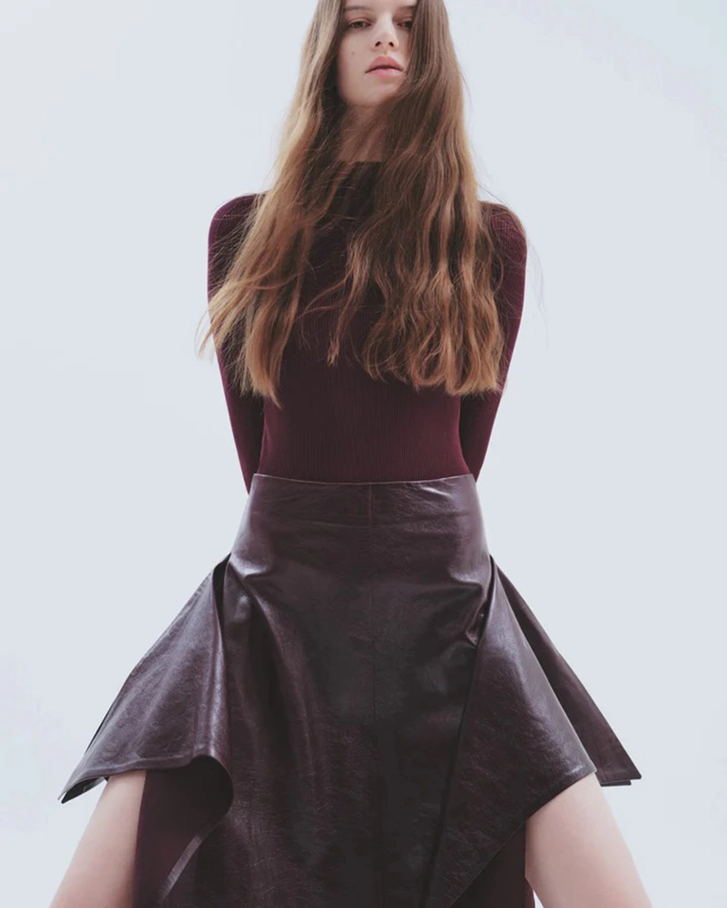 Fall 2025 By Zeynep Arçay Moves From Tailoring To Night With Ease