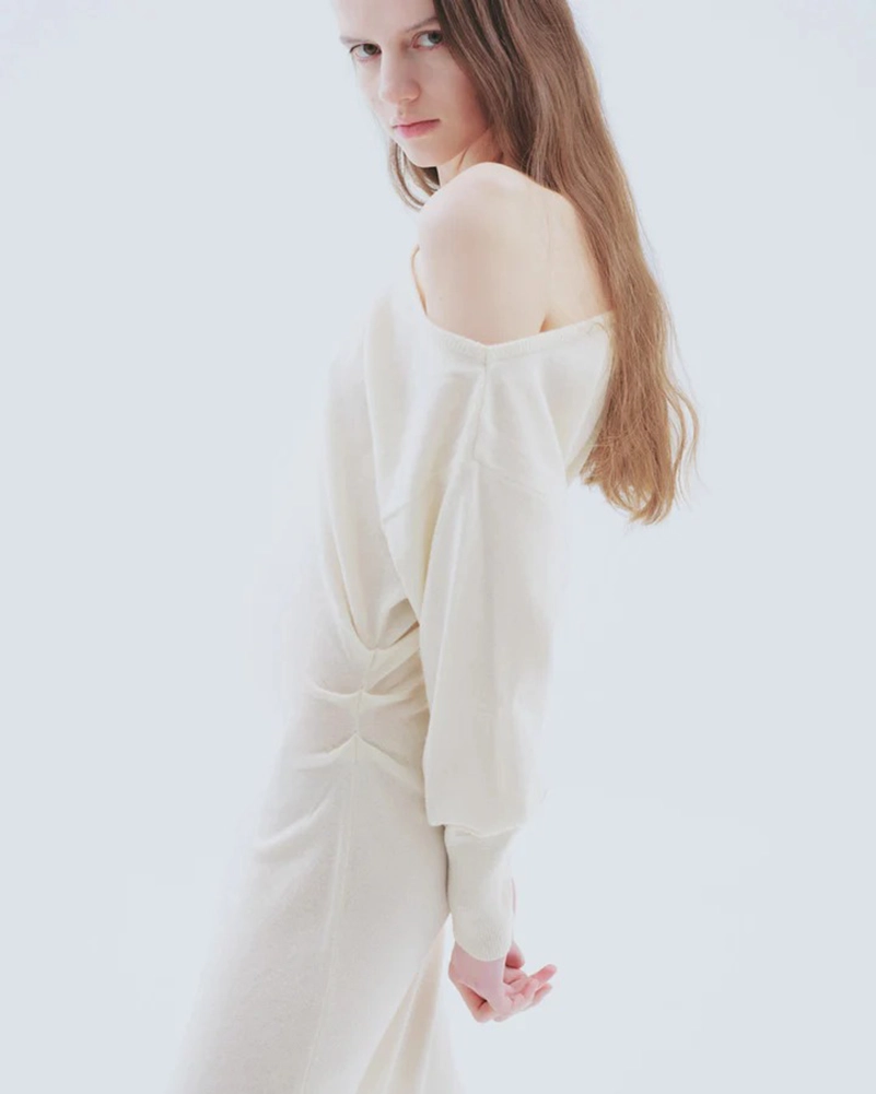 Fall 2025 By Zeynep Arçay Moves From Tailoring To Night With Ease