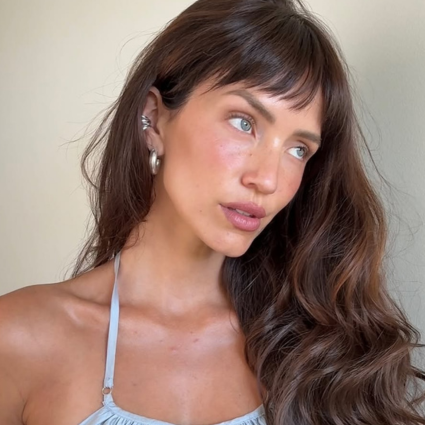 Say Bye To Static With This Anti-Frizz Winter Haircare