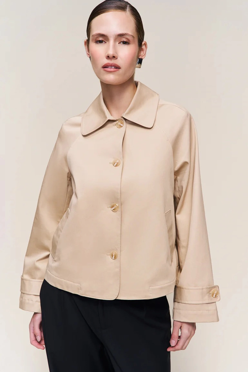 Guizio Fall Winter 2025 Shapes a Femme Mood With Edge