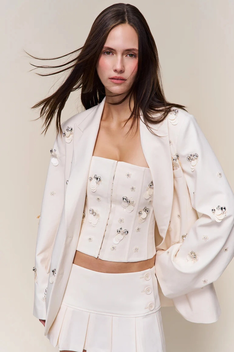 Guizio Fall Winter 2025 Shapes a Femme Mood With Edge