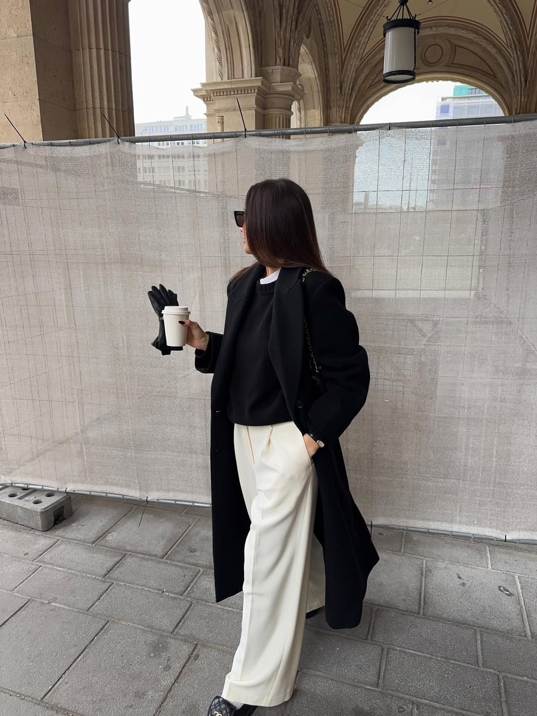10 Winter Travel Outfits That Nail Style And Comfort