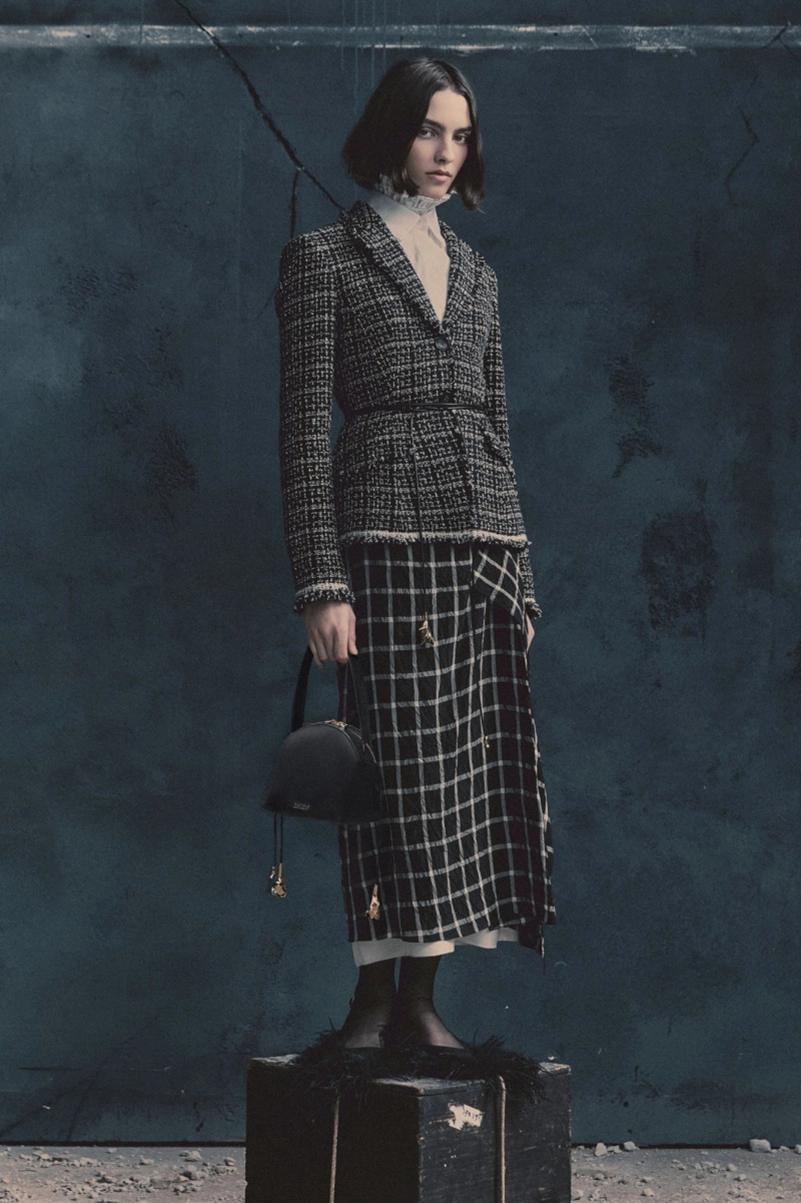 Erdem Pre-Fall 2026 Builds a World of Texture and Structure