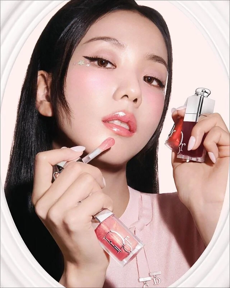 Jisoo Leads Dior Addict Into A Soft Spoken Beauty Era For 2026