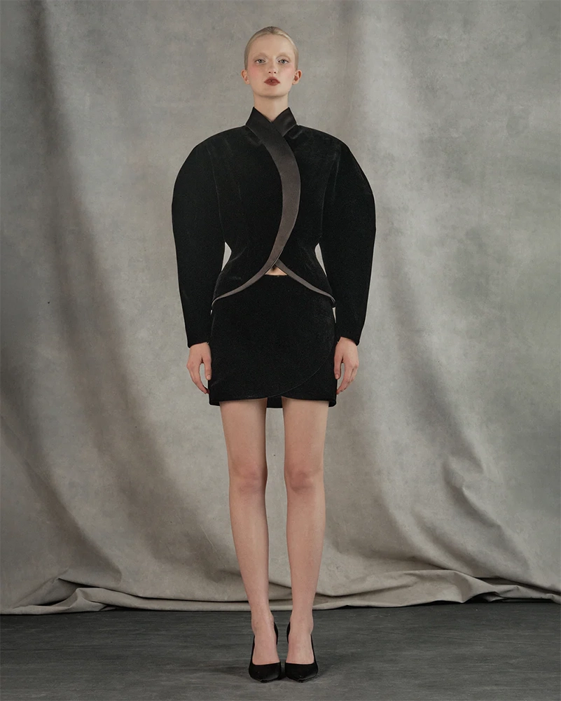 Rasario Pushes Statement Dressing Forward