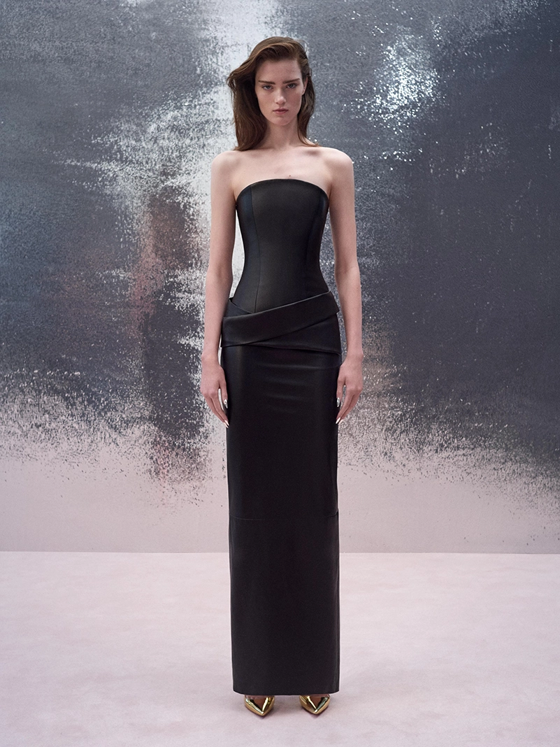 Alex Perry Lets Textures Speak Across the 2026 Resort Offering