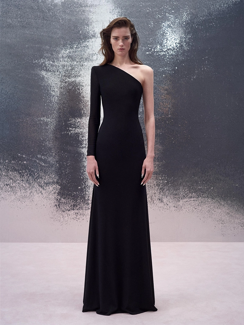 Alex Perry Lets Textures Speak Across the 2026 Resort Offering