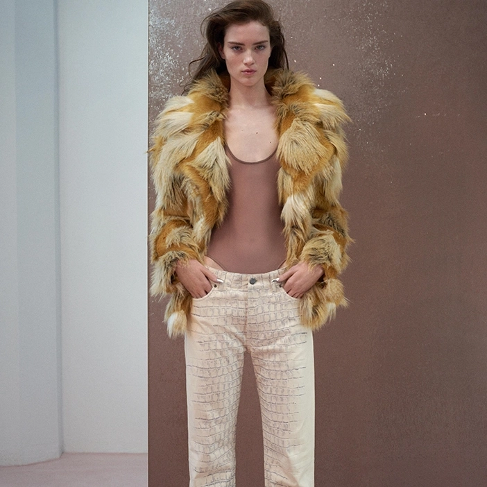 Alex Perry Lets Textures Speak Across the 2026 Resort Offering
