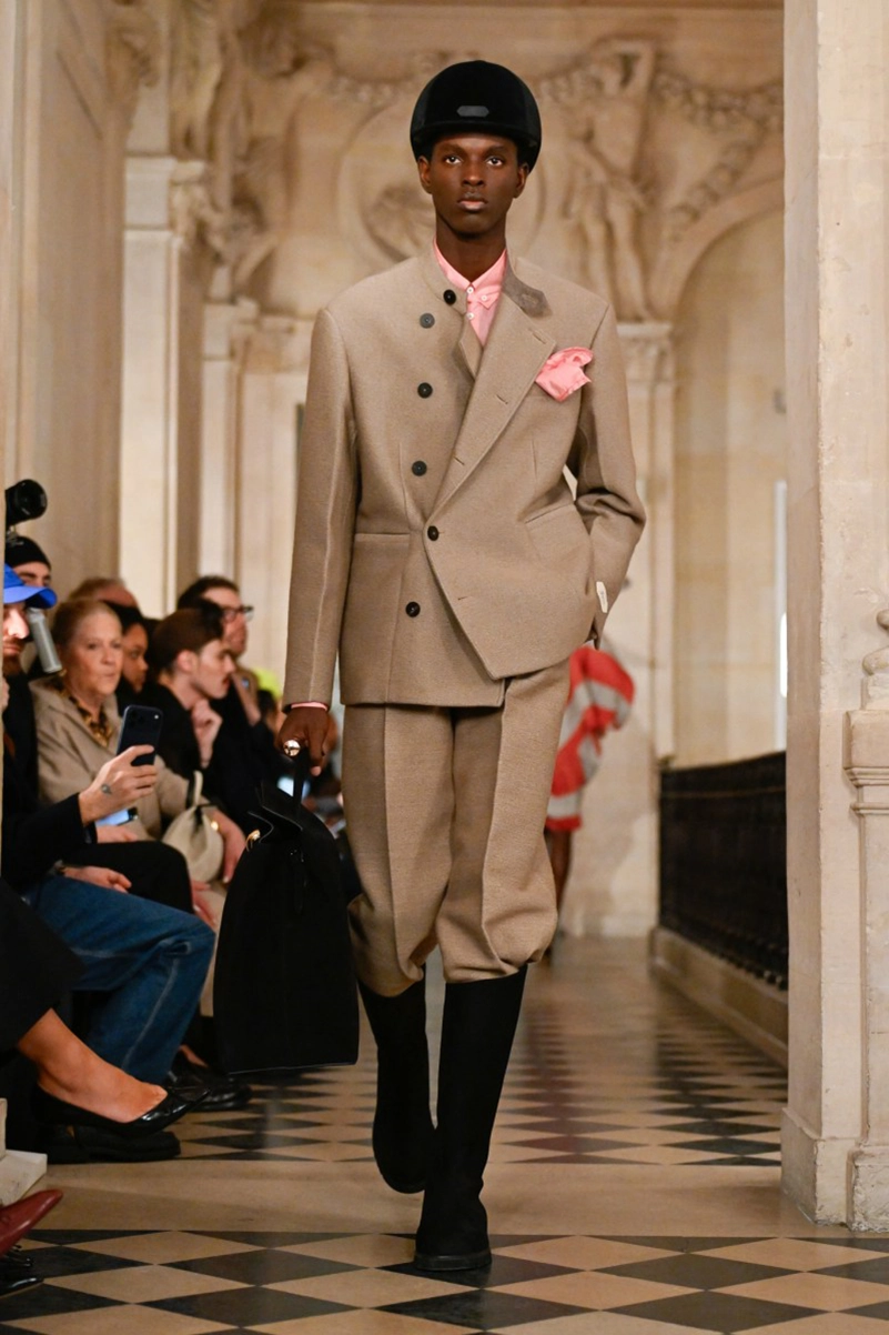 Jacquemus Fall Winter 2026 Brings Playful Tailoring to Paris