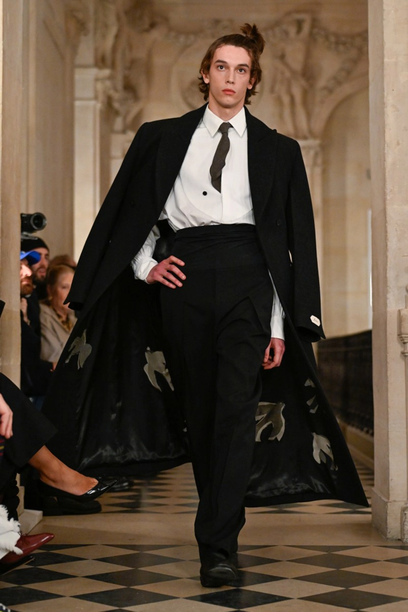 Jacquemus Fall Winter 2026 Brings Playful Tailoring to Paris