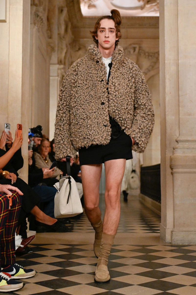 Jacquemus Fall Winter 2026 Brings Playful Tailoring to Paris