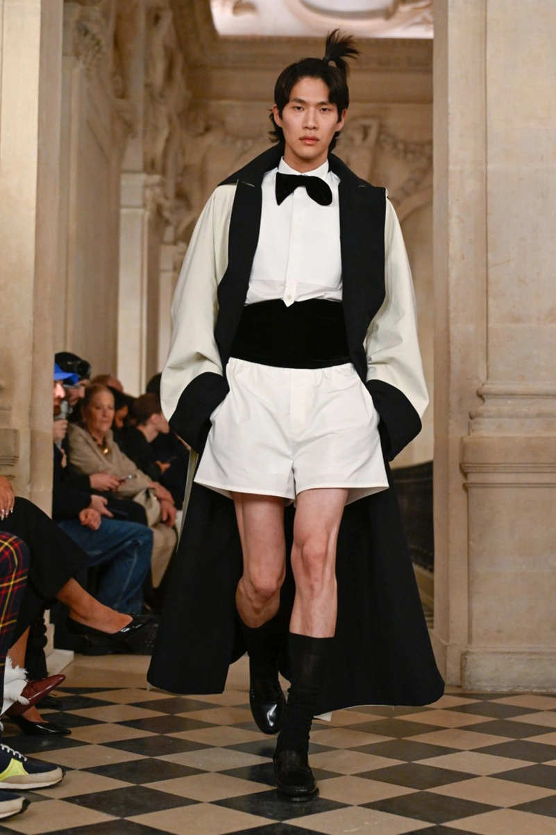 Jacquemus Fall Winter 2026 Brings Playful Tailoring to Paris