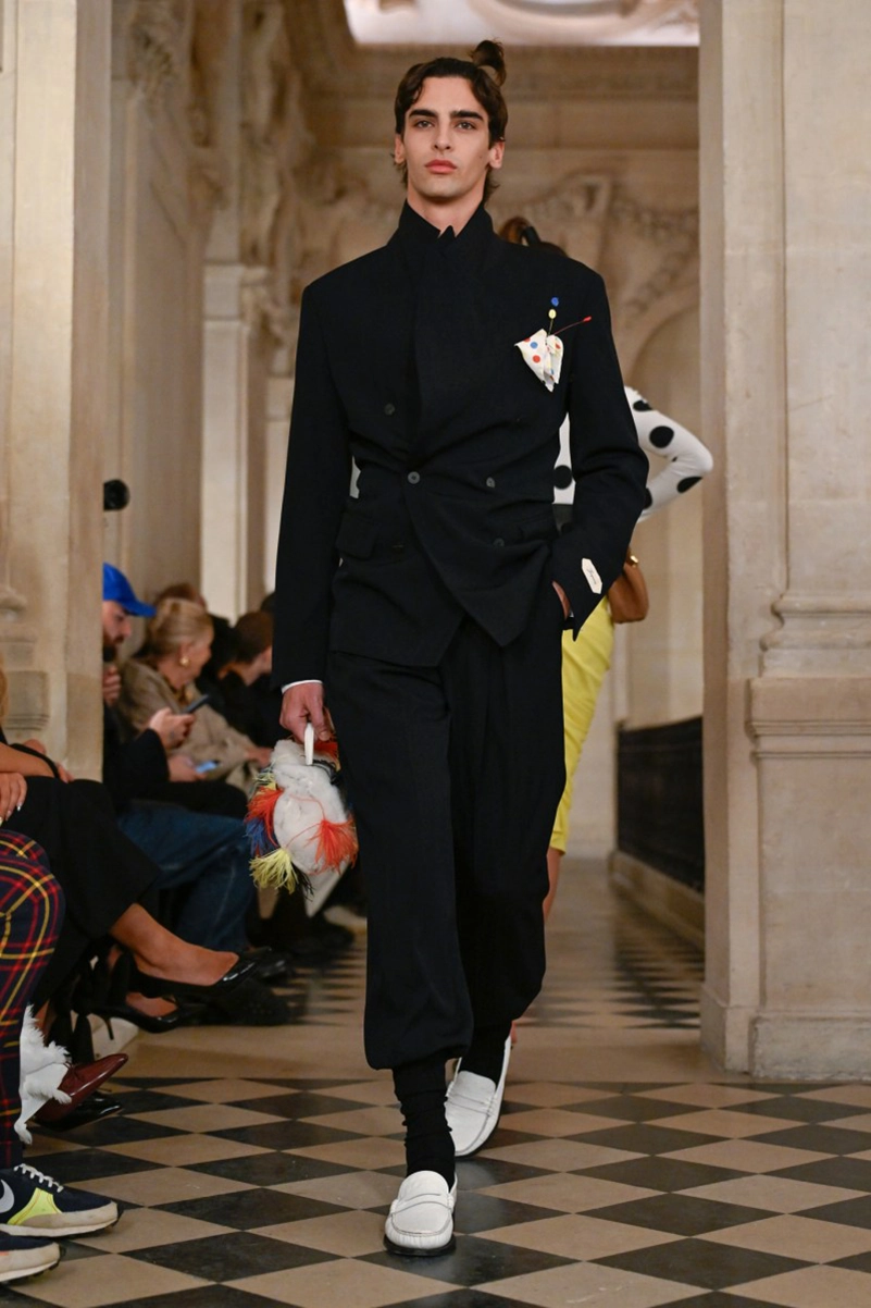 Jacquemus Fall Winter 2026 Brings Playful Tailoring to Paris