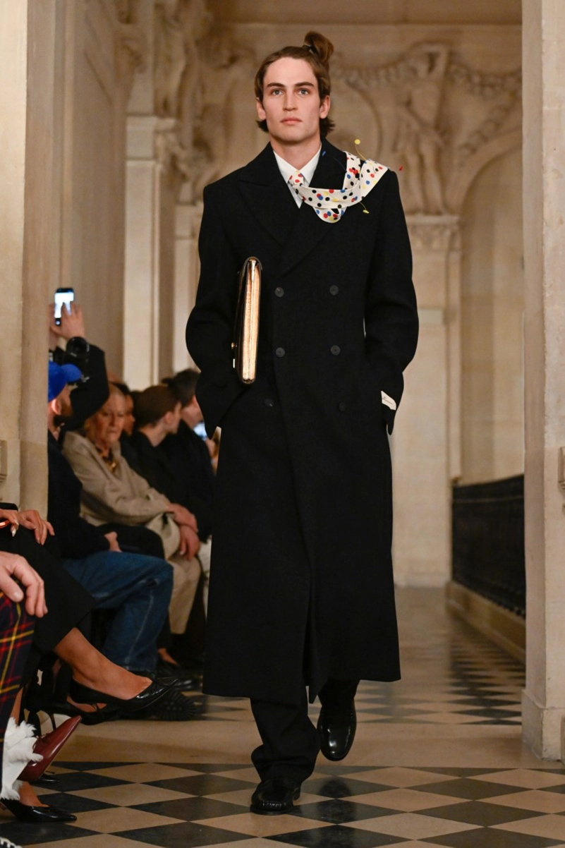 Jacquemus Fall Winter 2026 Brings Playful Tailoring to Paris