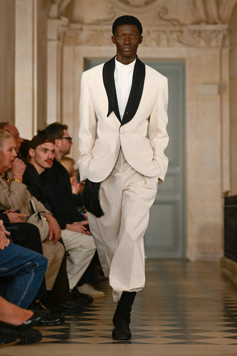 Jacquemus Fall Winter 2026 Brings Playful Tailoring to Paris