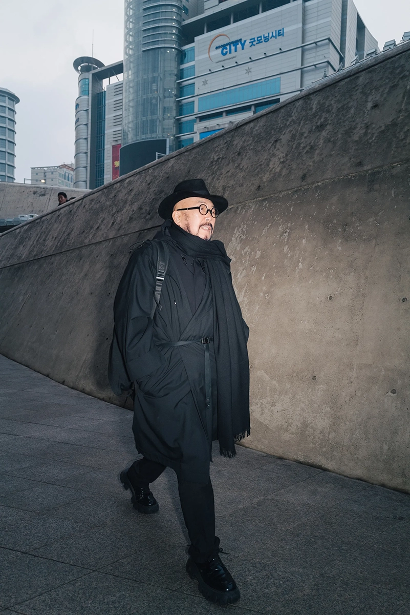 The Best Street Style From Seoul Fashion Week Fall 2026 Right Now