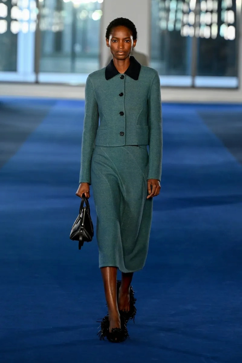 Rachel Scott’s Proenza Schouler Fall 2026 Unveils Asymmetric Tailoring and Lived-In Energy